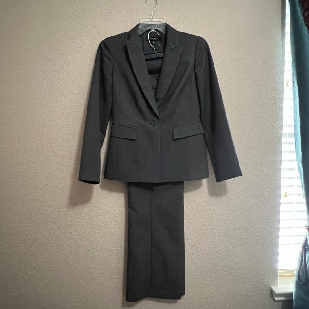 Nine West Grey 2 Piece Pant Suit